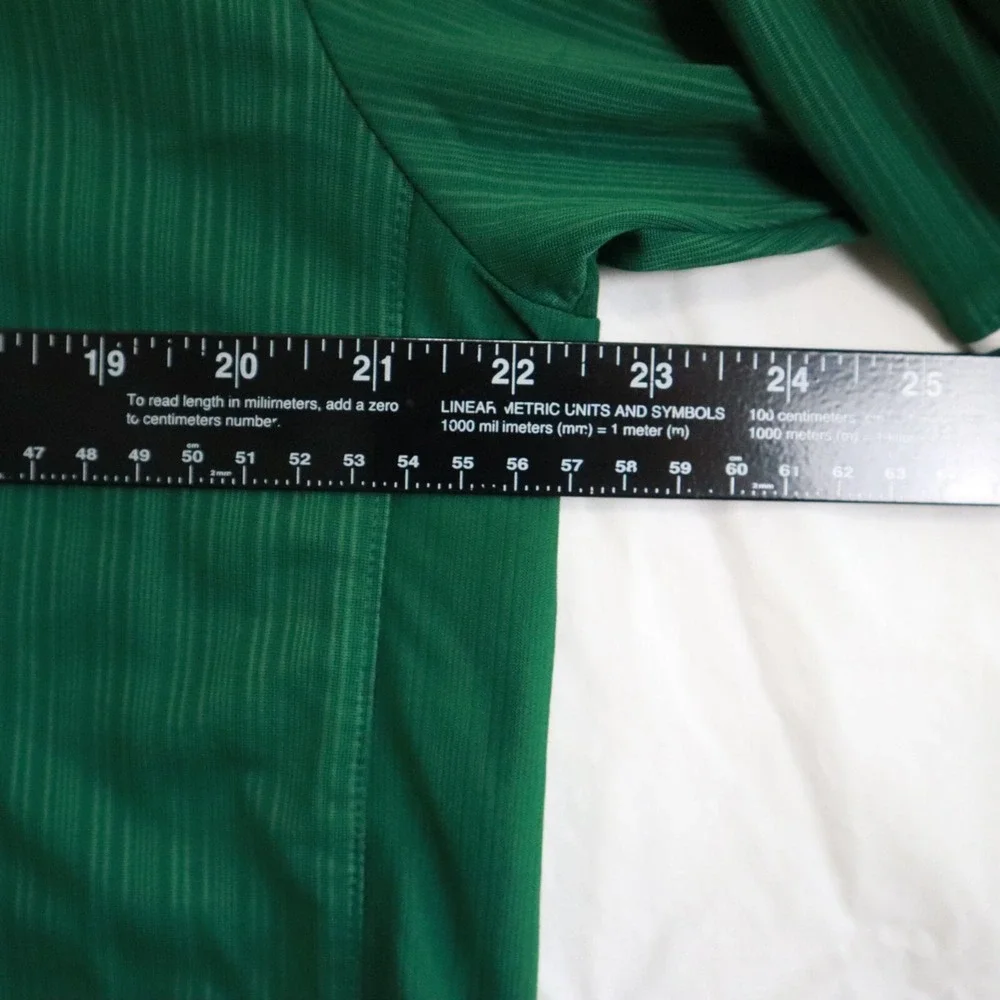 Nike Polo Shirt‎ Mens Medium Dri-Fit Performance Golf Green Striped Short Sleeve